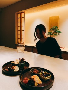 9CA5C719-4346-4BD2-B2C6-564F223B5B48