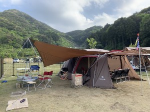 48F9678D-78FE-4B2C-9572-E7F241832D87